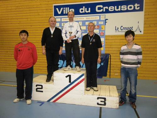 Le podium en V�t�rans 2 Messieurs