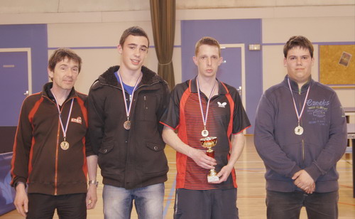 Podium Simples H8