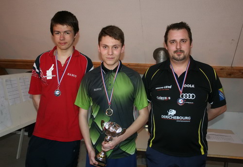 Podium Simples H8
