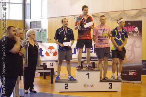 Podium Simples Seniors