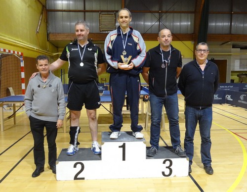 Le podium en V�t�rans 1 Messieurs