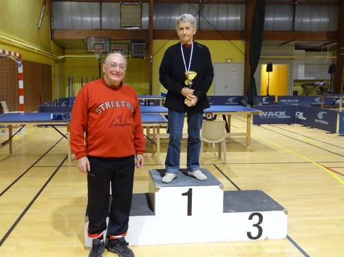 Le podium en V�t�rans 3  Dames
