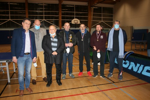Le podium en V�t�rans 2  Messieurs