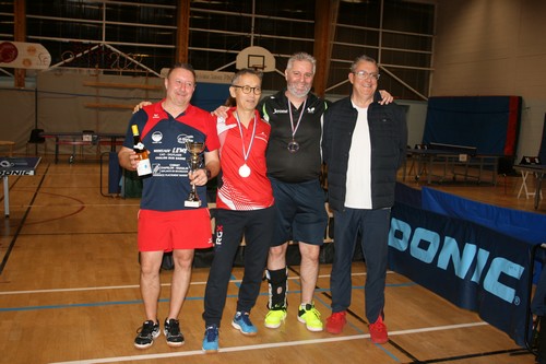 Le podium en V�t�rans 2  Messieurs