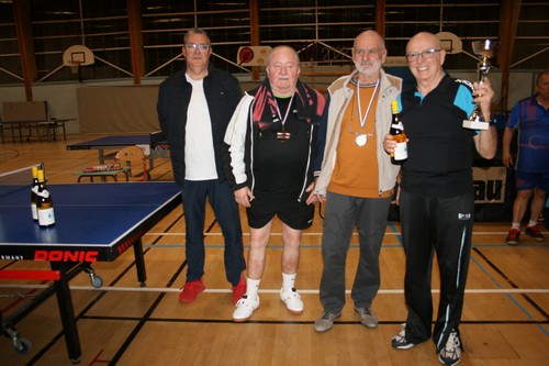 Le podium en V�t�rans 4  Messieurs