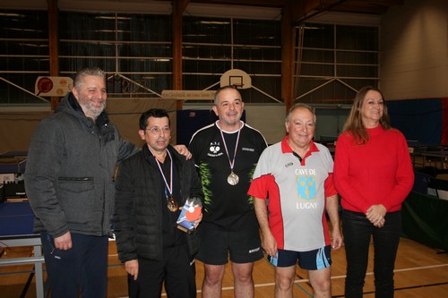 Le podium en V�t�rans 2 Messieurs