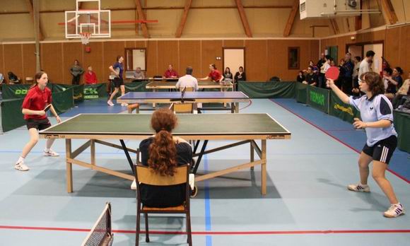La finale en Minimes: Laura DUCAROUGE (ATT du BREUIL) contre Ophelie BOULOMMIER