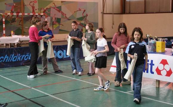 L'ensemble des jeunes pongistes recompens�es